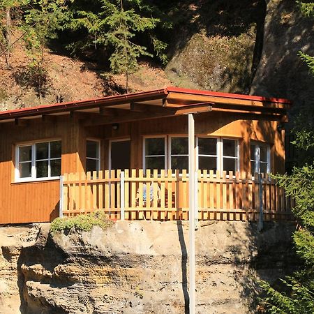Malbenka - Chata Na Skale Pod Hradem Kokorin Екстериор снимка